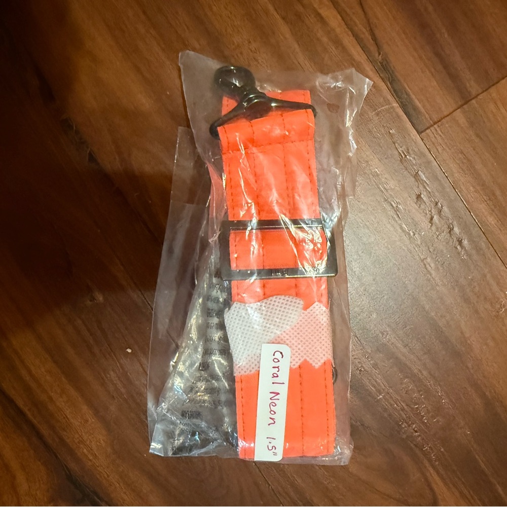 Lug Neon Orange Strap